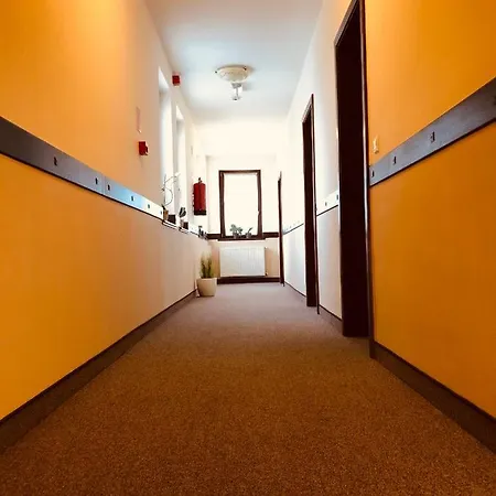 Ambrozia Etterem Es Panzio