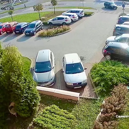 Ambrozia Etterem Es Panzio לינה וארוחת בוקר 4*