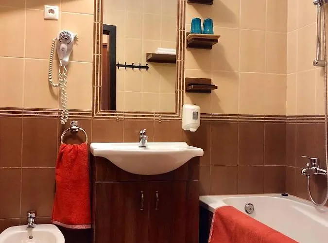 Oda ve Kahvaltı Ambrozia Etterem Es Panzio 4*